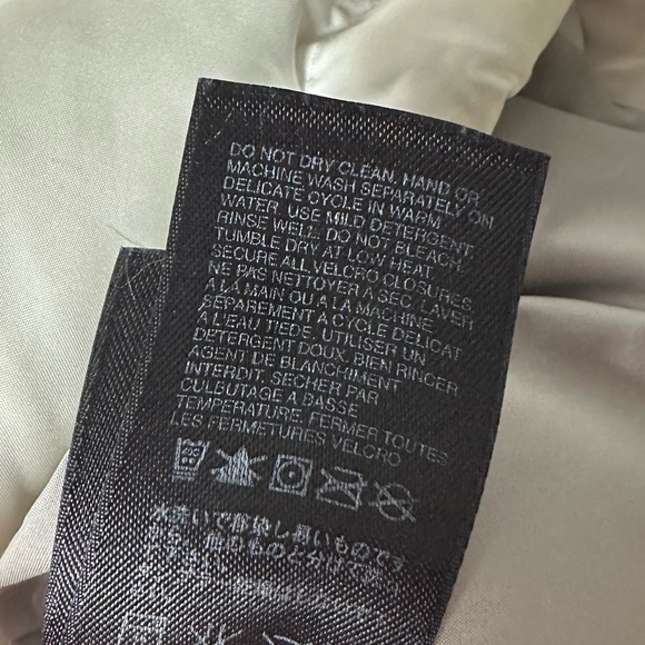 The North Face Women’s 700 Down Puffer Vest White Zip Up Sleeveless Size Medium - Picture 11 of 12